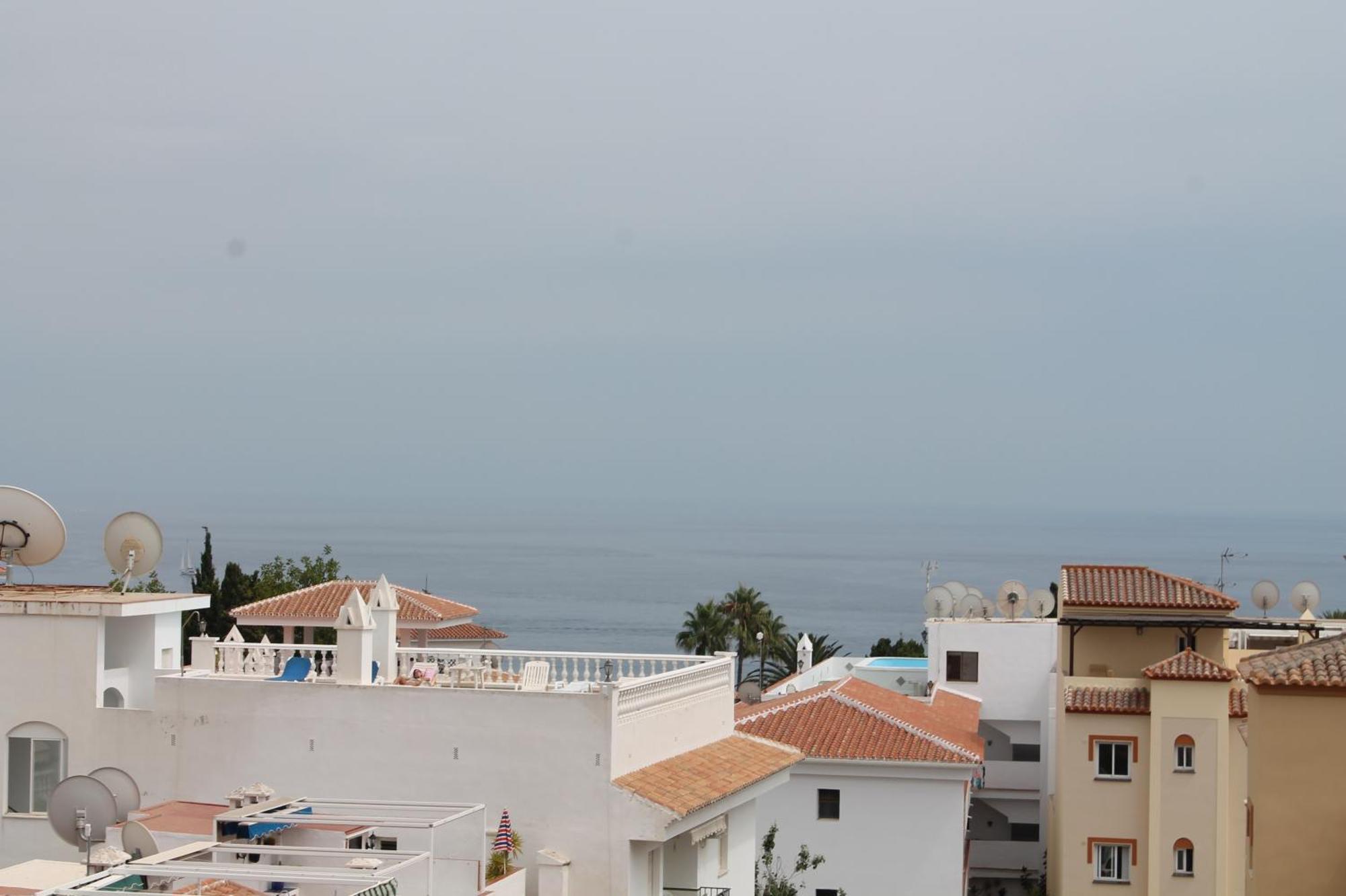 Apartamentos Turisticos Plaza Del Olvido Nerja Exterior foto
