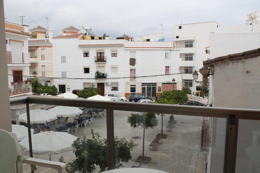 Apartamentos Turisticos Plaza Del Olvido Nerja Exterior foto
